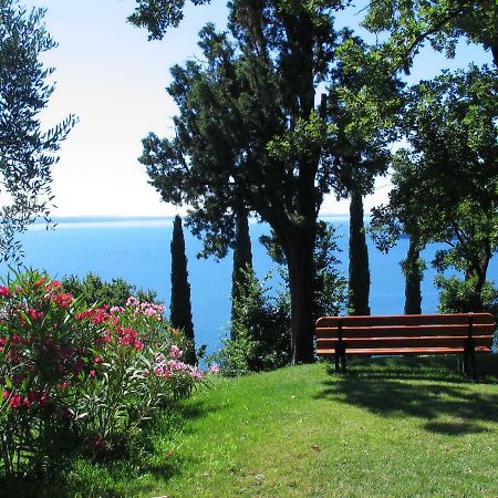 Appartamenti Borgo Гардоне Ривьера Экстерьер фото