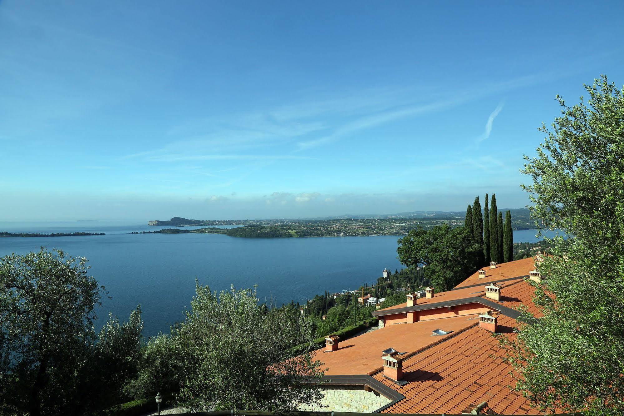 Appartamenti Borgo Гардоне Ривьера Экстерьер фото